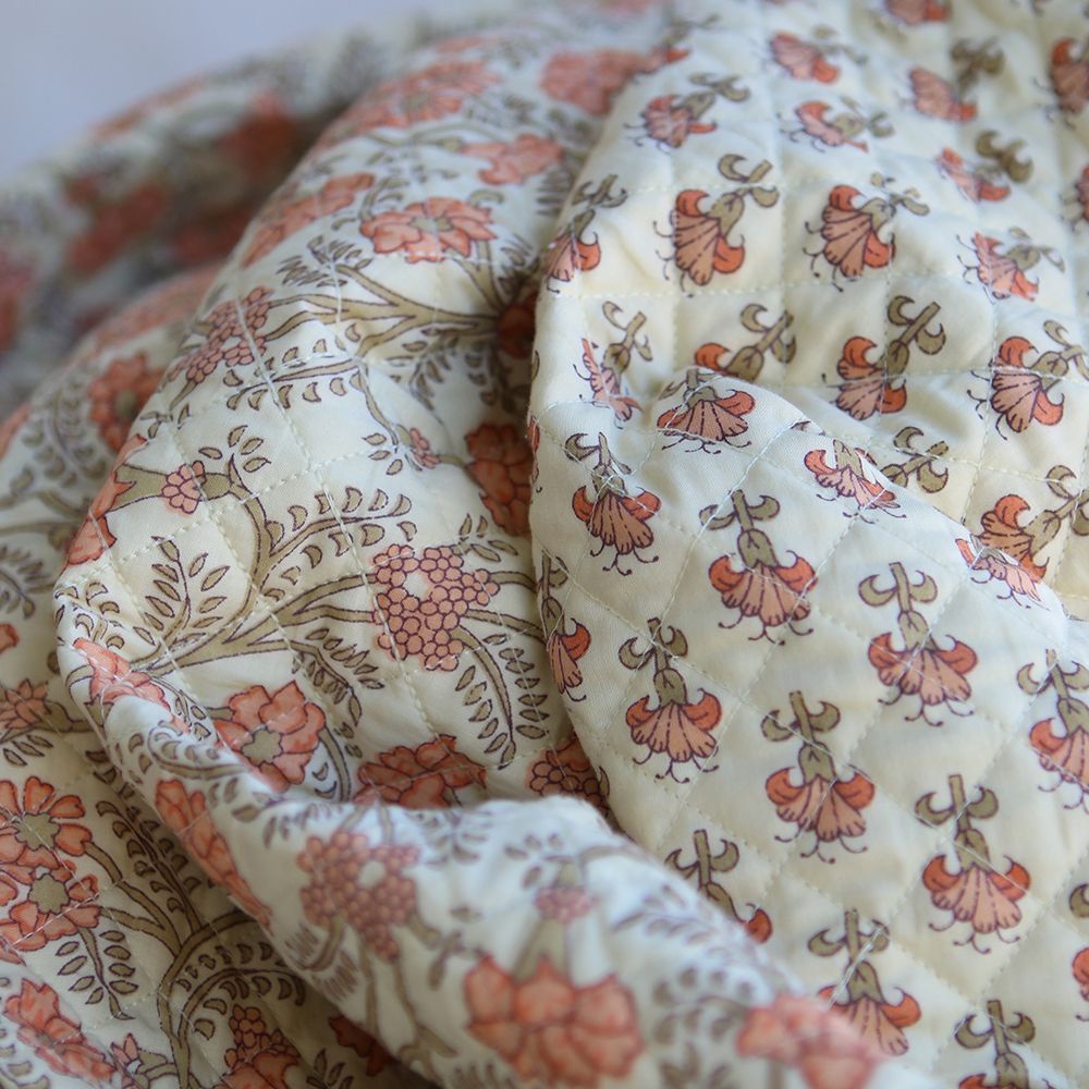 Maya- Tissu indien matelassé double face coton hand block largeur 100cm