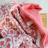 Tissu indien Veda matelassé double face coton hand block, floral corail et jaune