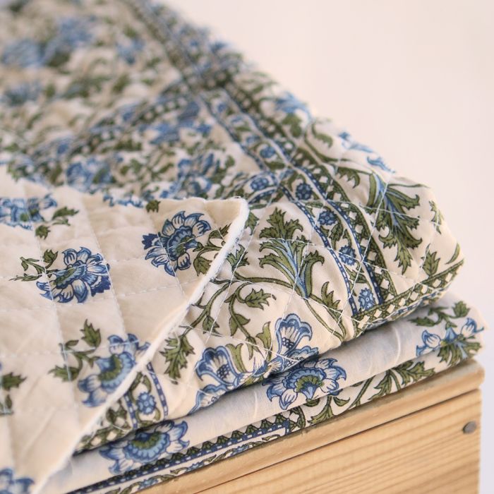 Prisha - Tissu indien matelassé double face coton hand block, largeur 100 cm