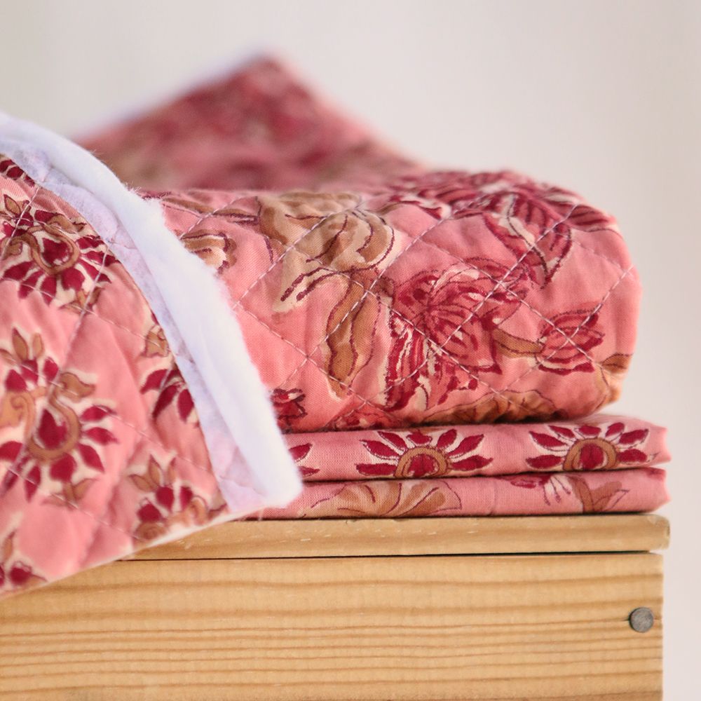 Vasanti B - Tissu indien en coton imprimé main, hand block corail chaud