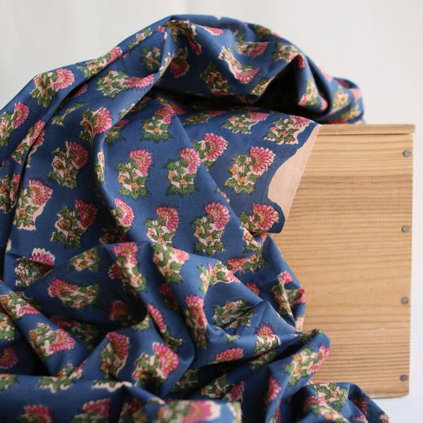 Saanvi B - Tissu indien en coton imprimé main, hand block bleu