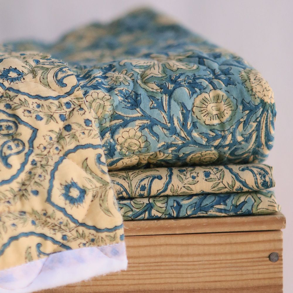 Kalyani - Tissu indien matelassé double face coton hand block, largeur 100 cm