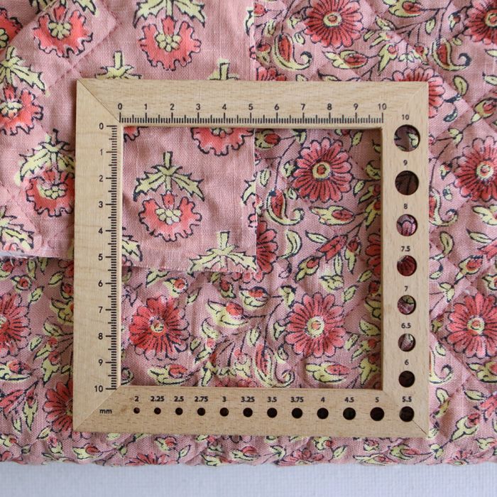Amita - Tissu indien matelassé double face coton lavé hand block, largeur 100 cm