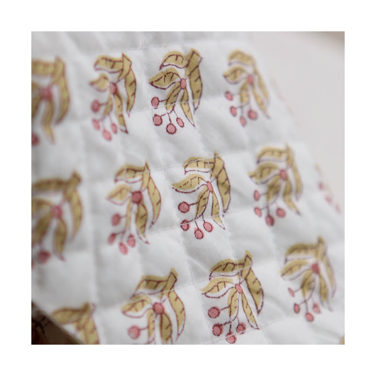 Madhavi - Tissu indien matelassé double face coton hand block largeur 100cm