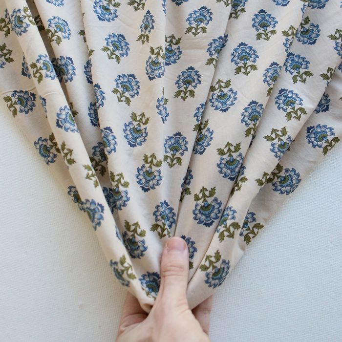 Prisha B - Tissu indien en coton imprimé main, hand block bleu et vert