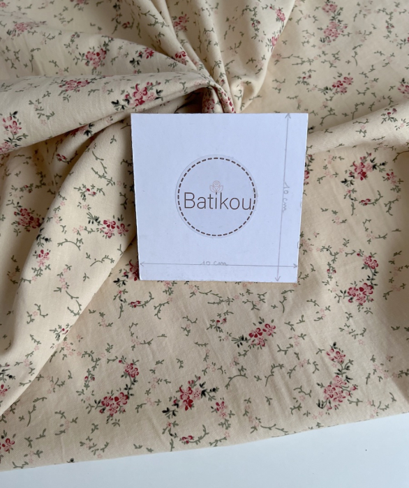 Sophie - Tissu sergé de coton imprimé vintage fleuri fond crème Batikou - 3