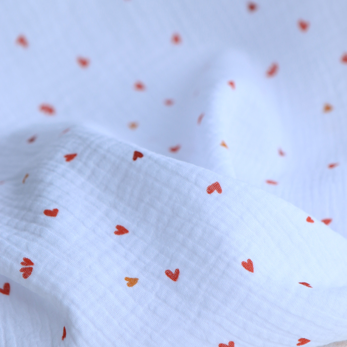 Coreo - Double gaze de coton motif minis coeurs rouges