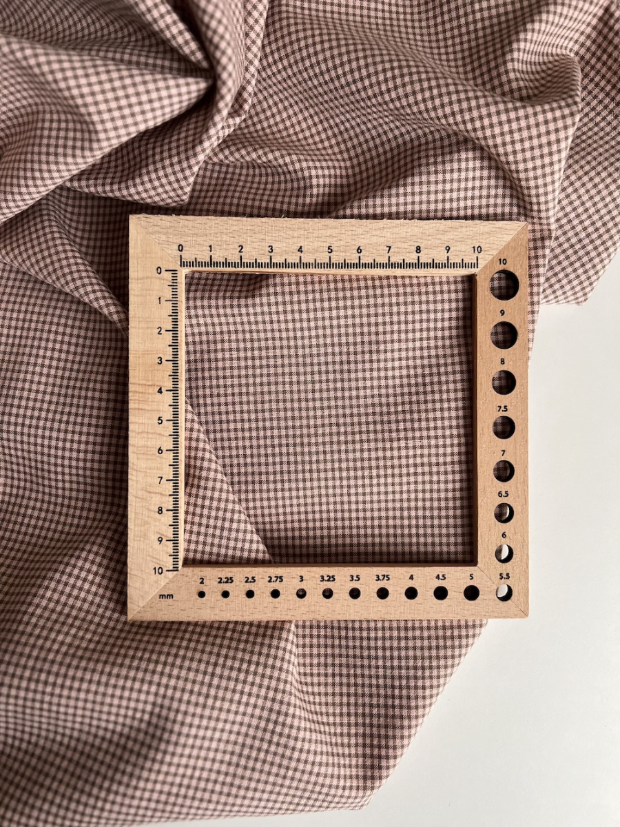 Seersucker / Coton gaufré vichy mini 1mm kaki / nude Batikou - 7
