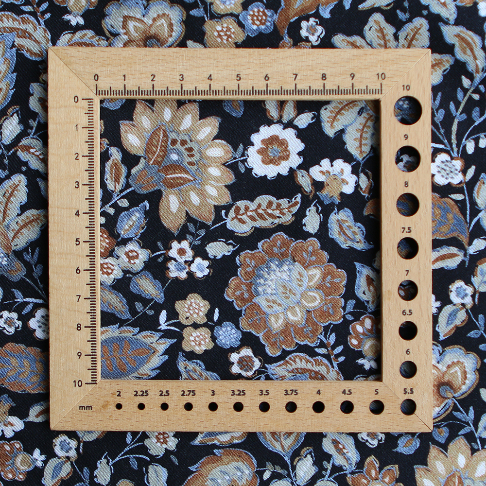 Tissu viscose Samara imprimée paisleyr fleuri noir et ocre
