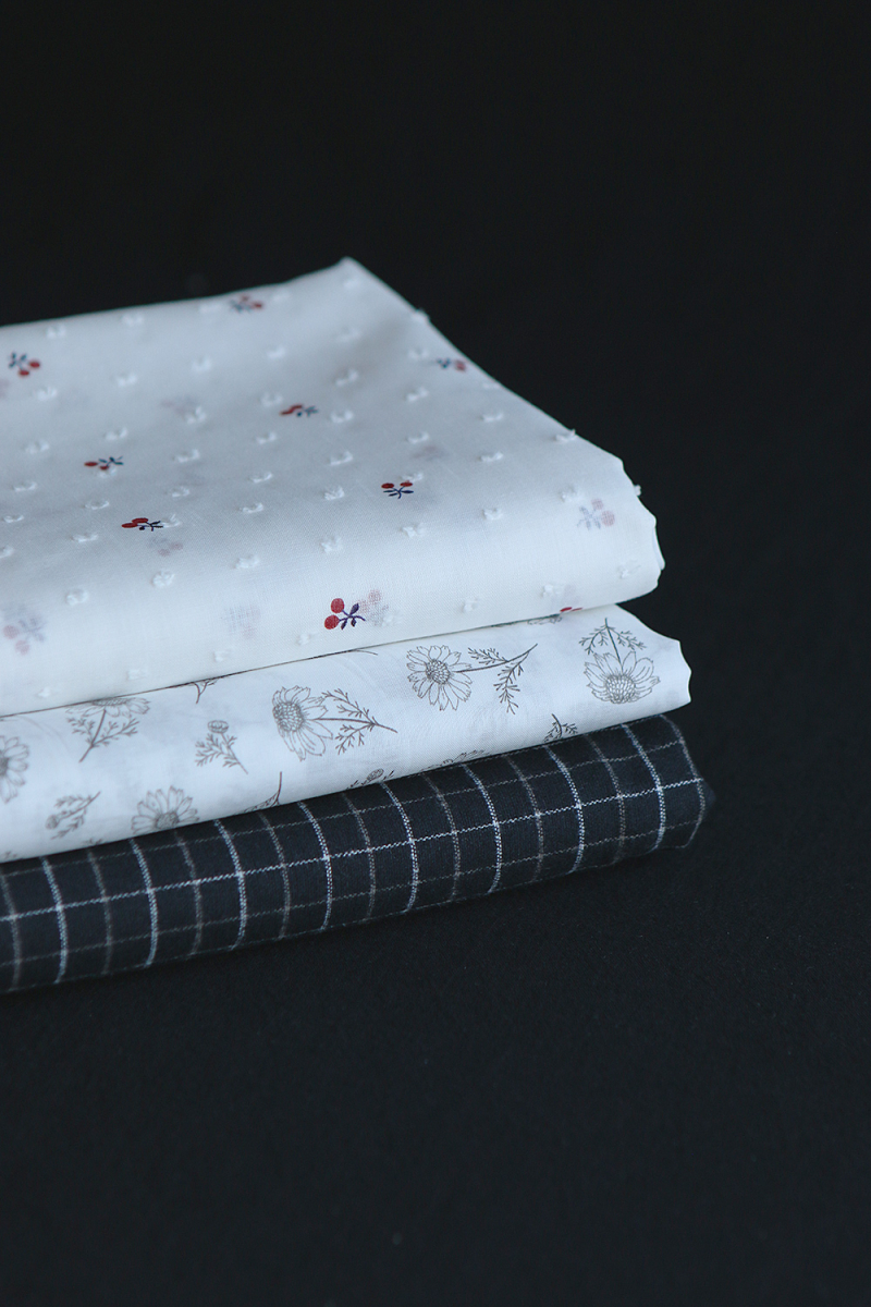 Cereza - Plumetis de coton BIO motifs imprimés cerises noir et rouge