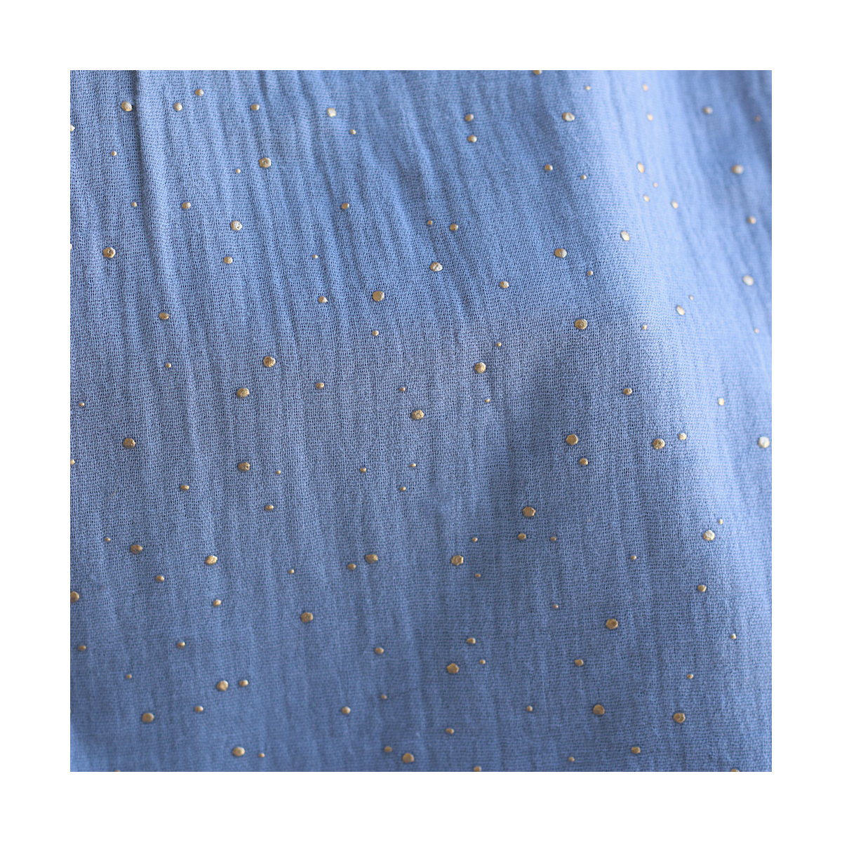 Double gaze de coton pois dorés fond bleu nuage
