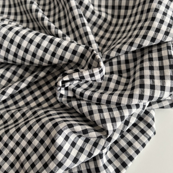 Seersucker / Coton gaufré vichy 6mm noir / lait Batikou - 1