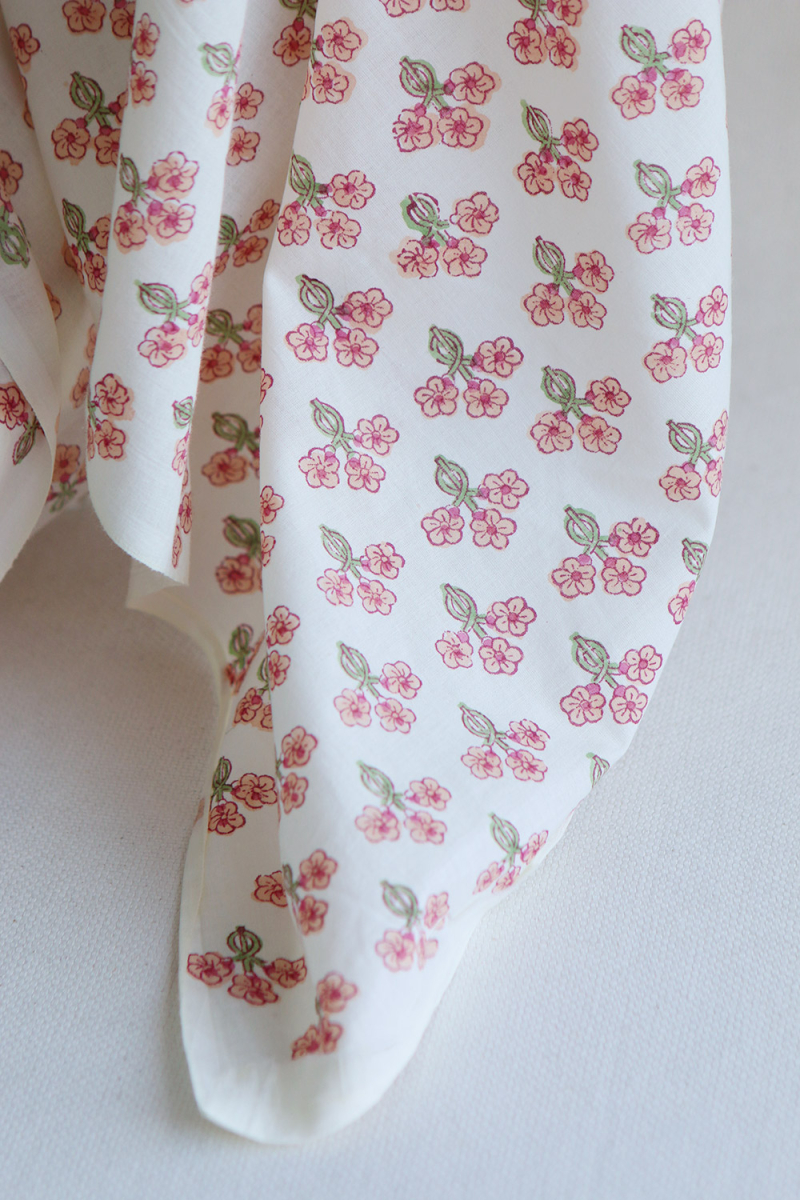 Reva - Tissu indien en coton imprimé main Hand Block Artisanal