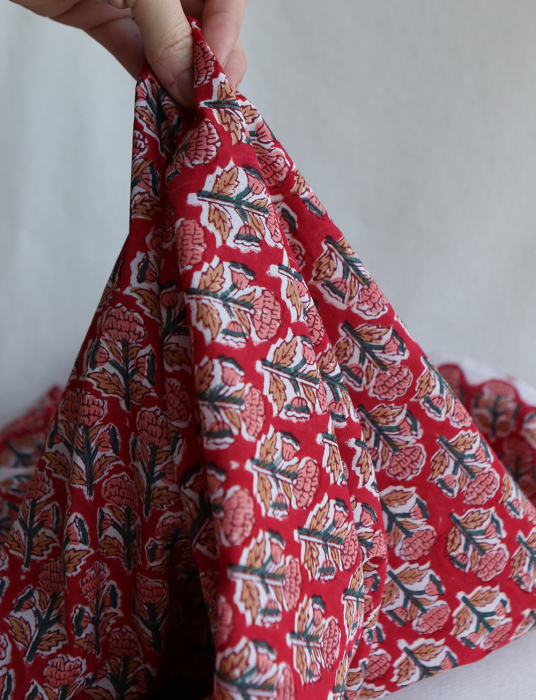 Chandra B - Tissu indien en coton imprimé main Hand Block Artisanal