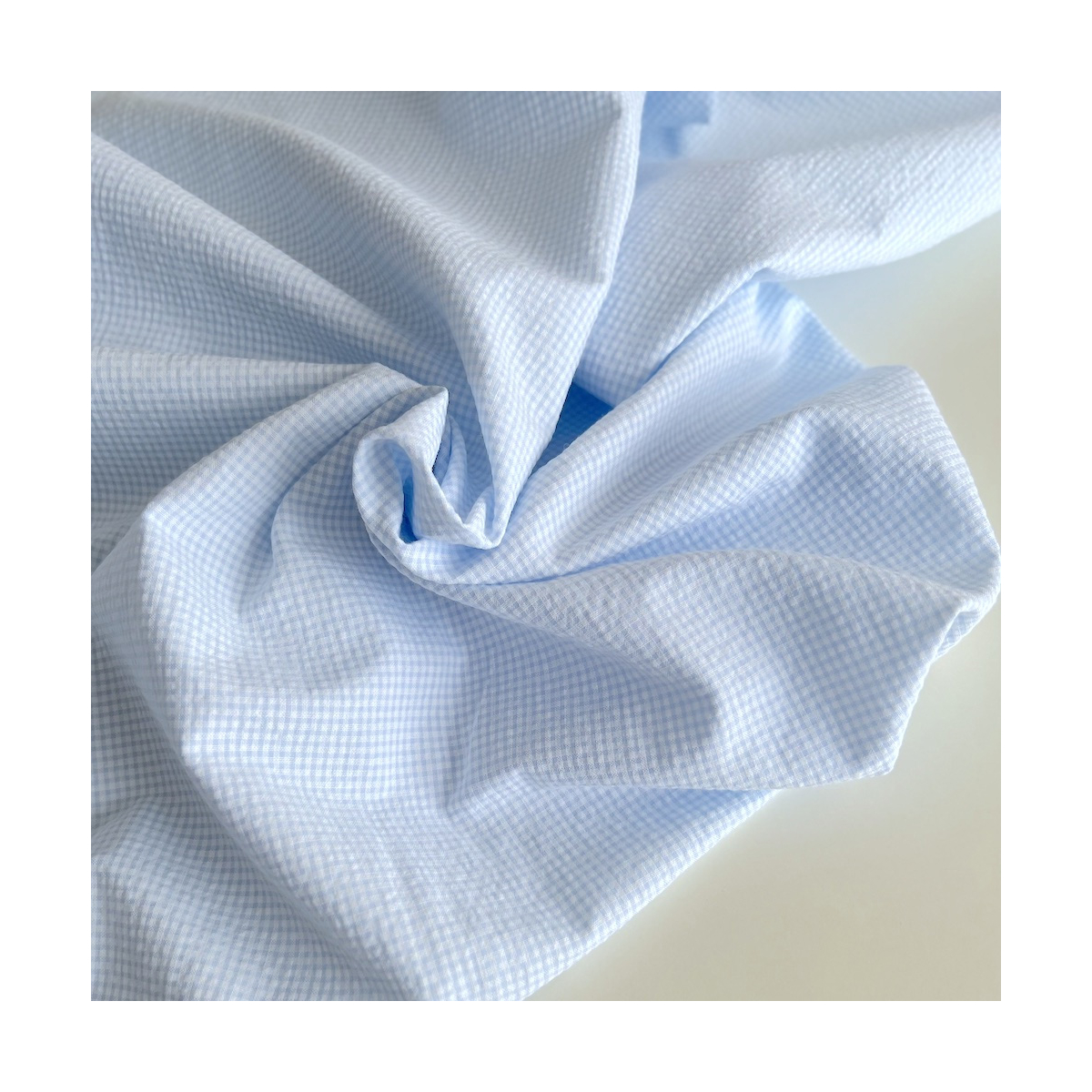 Seersucker / Coton gaufré vichy mini bleu ciel / blanc
