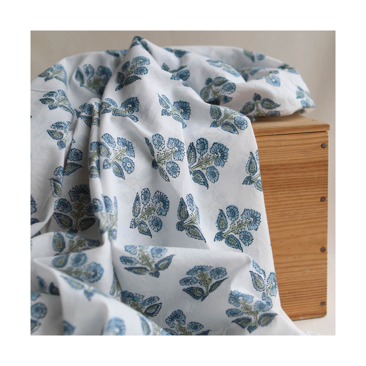 Tara B - Tissu indien en coton imprimé main Hand Block