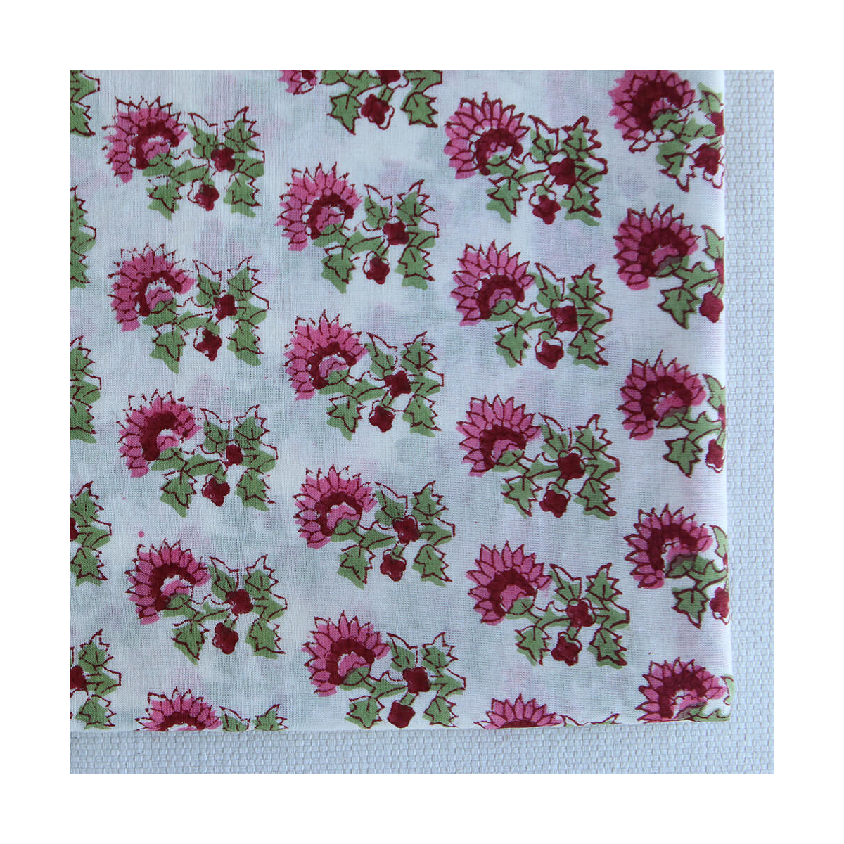 Jamila B - Tissu indien en coton imprimé main Hand Block