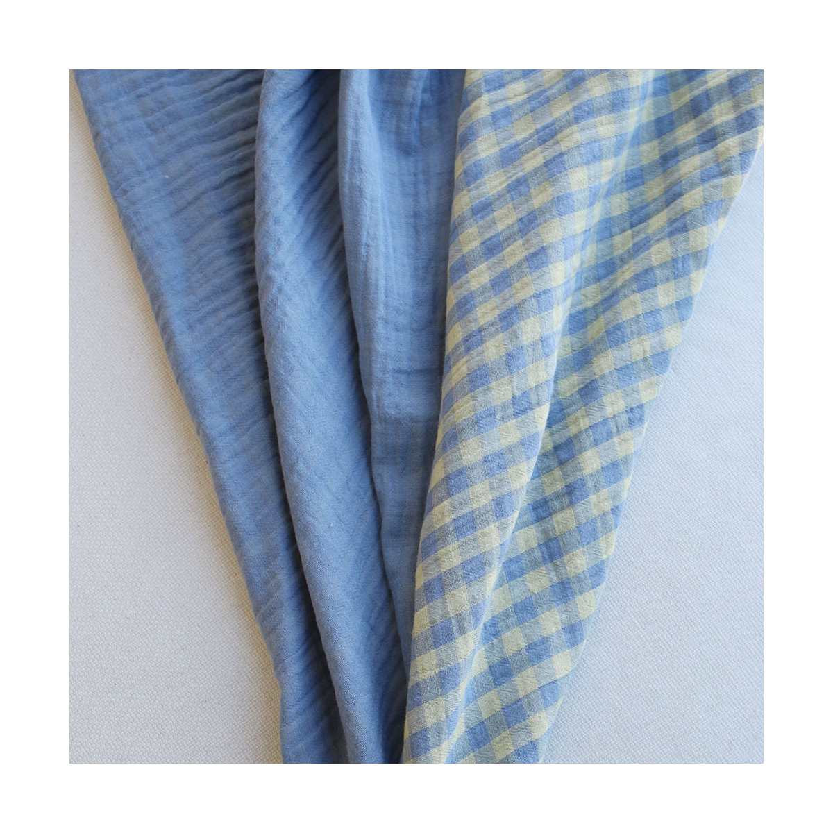 Double gaze de coton réversible vichy lemon et bleu baltique