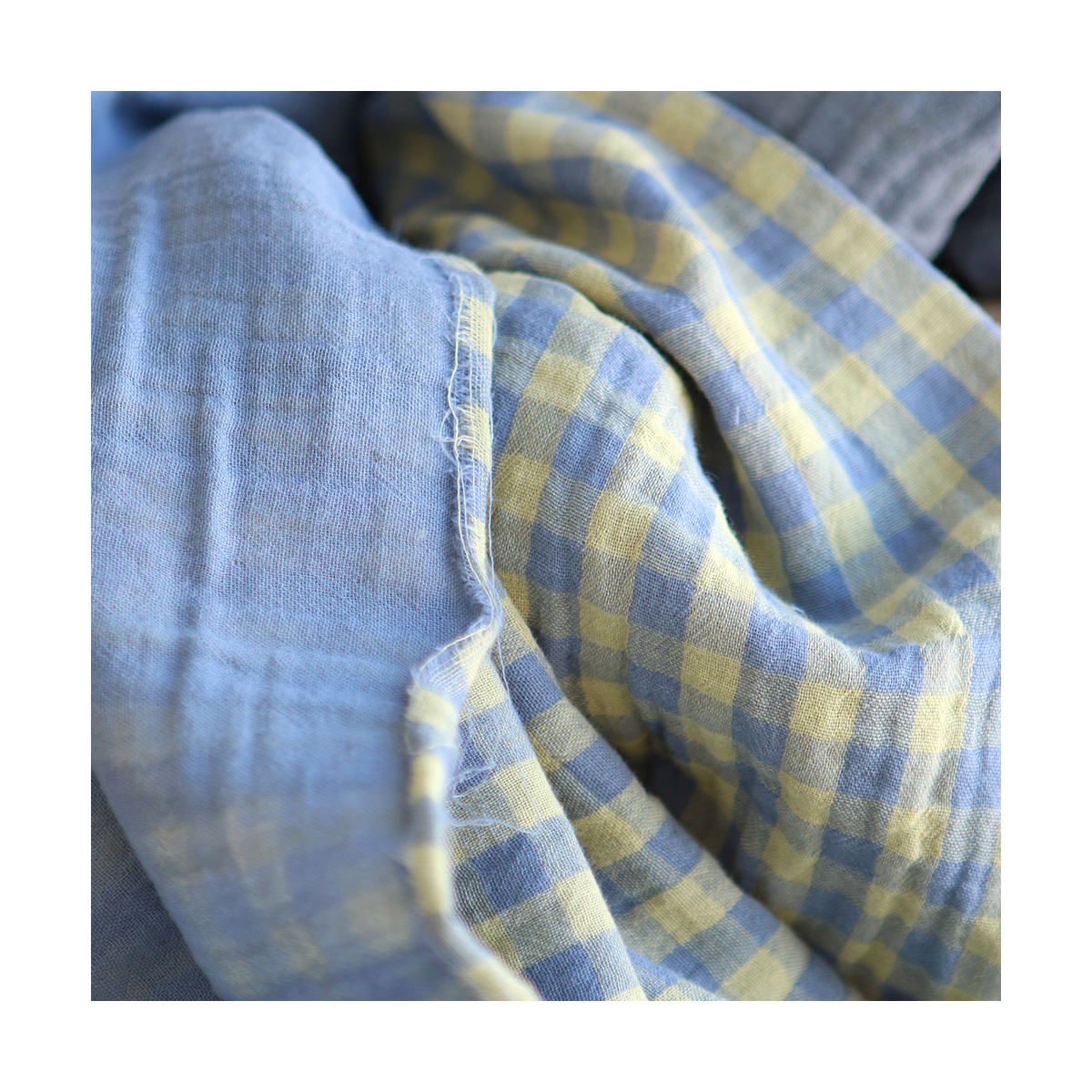 Double gaze de coton réversible vichy lemon et bleu baltique