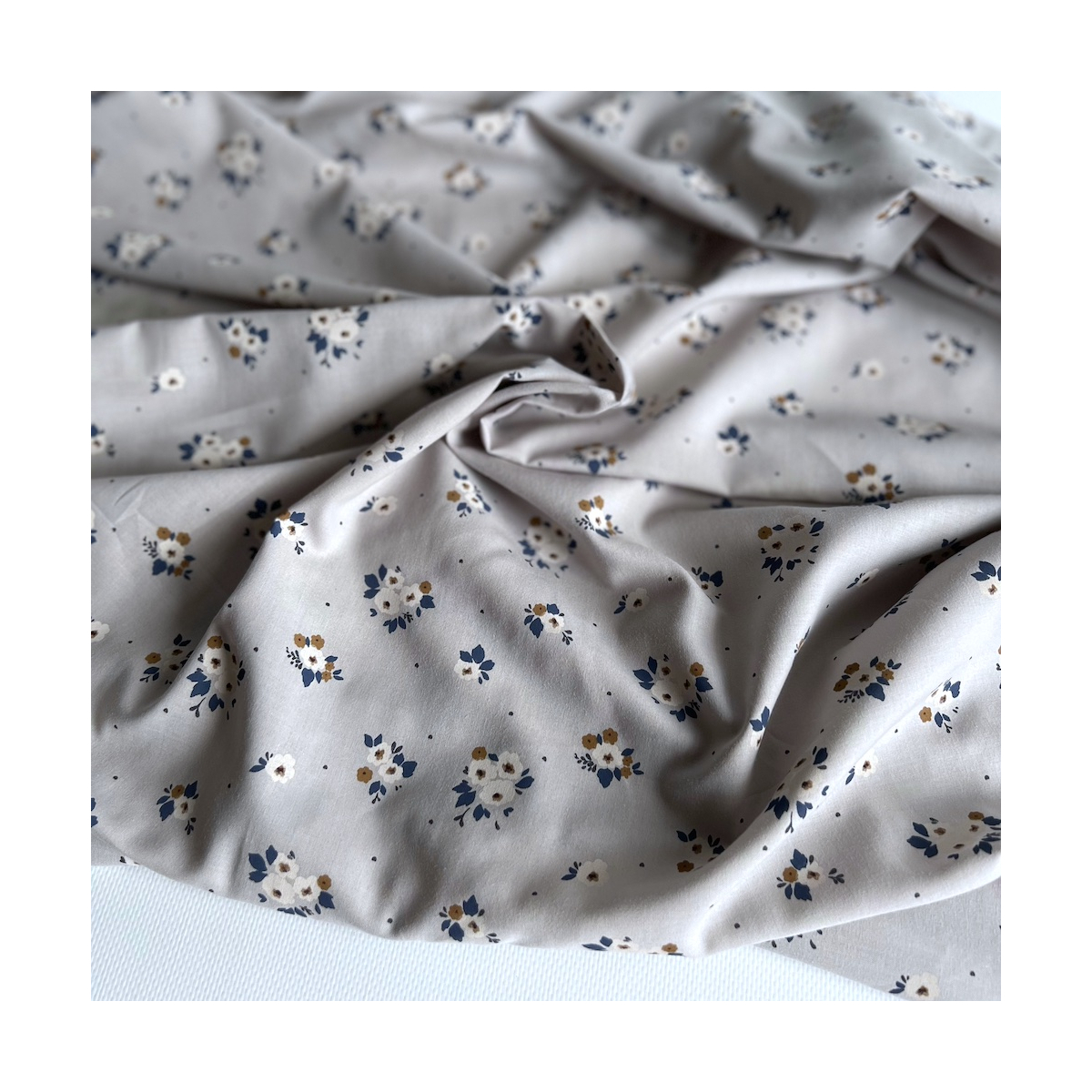 ROZEN - Batiste de coton BIO imprimé exclusif / SILKYNE