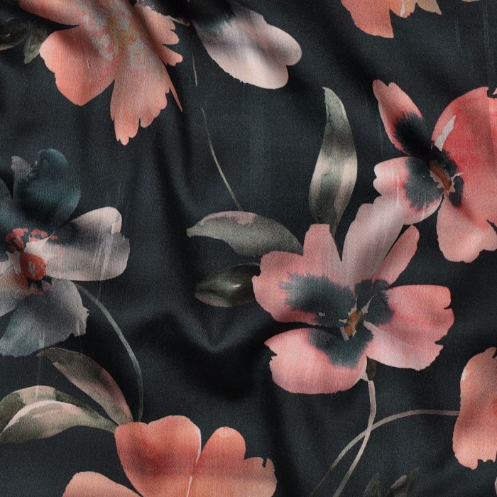 Satin de coton grandes fleurs aquarelle fond noir