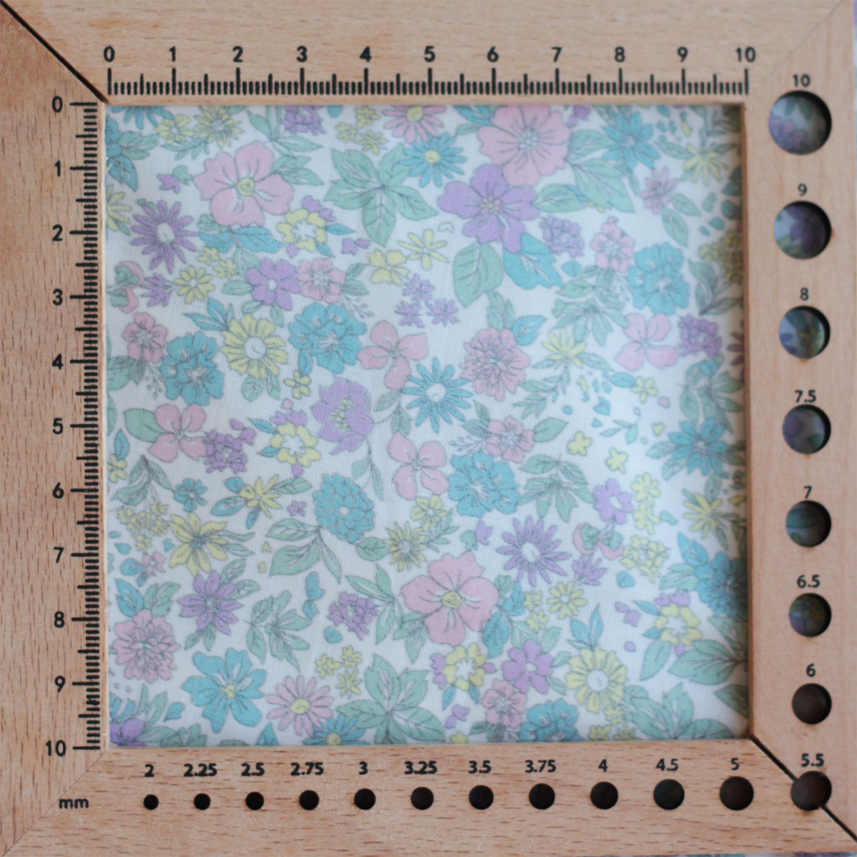 copy of Liv - Batiste de coton douce à imprimé fleuri bleu poudré
