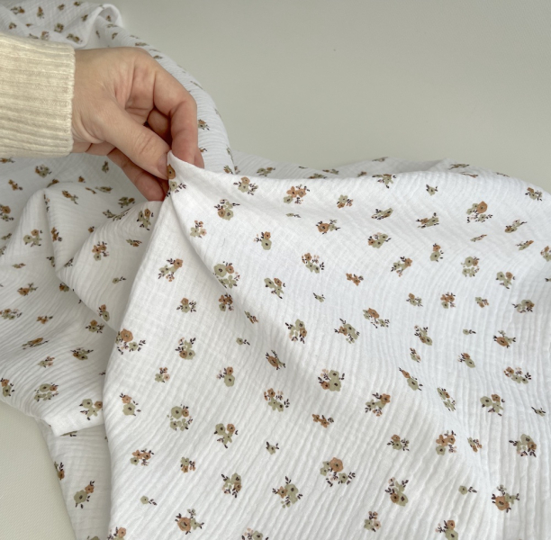 Double gaze de coton Hope blanc motifs fleuris Naturel Batikou - 1 2