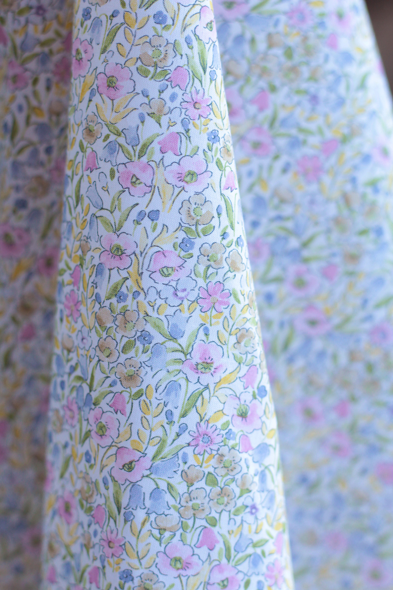 copy of Selma - Batiste de coton bio SILKYNE à imprimé fleuri rose et violet
