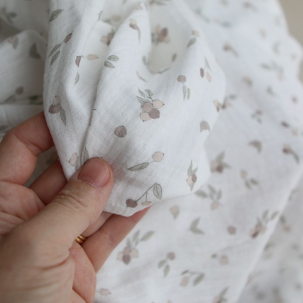 Hind - Double gaze de coton BIO exclusif blanc lait à motif nature
