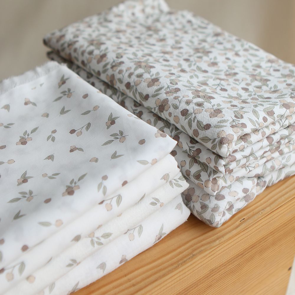 Hind - Double gaze de coton BIO exclusif blanc lait à motif nature