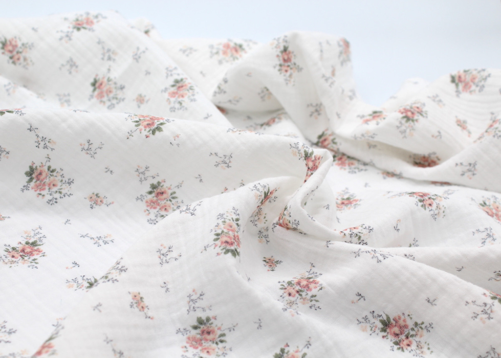 Romance - Double gaze de coton BIO motif exclusif bouquet romantique