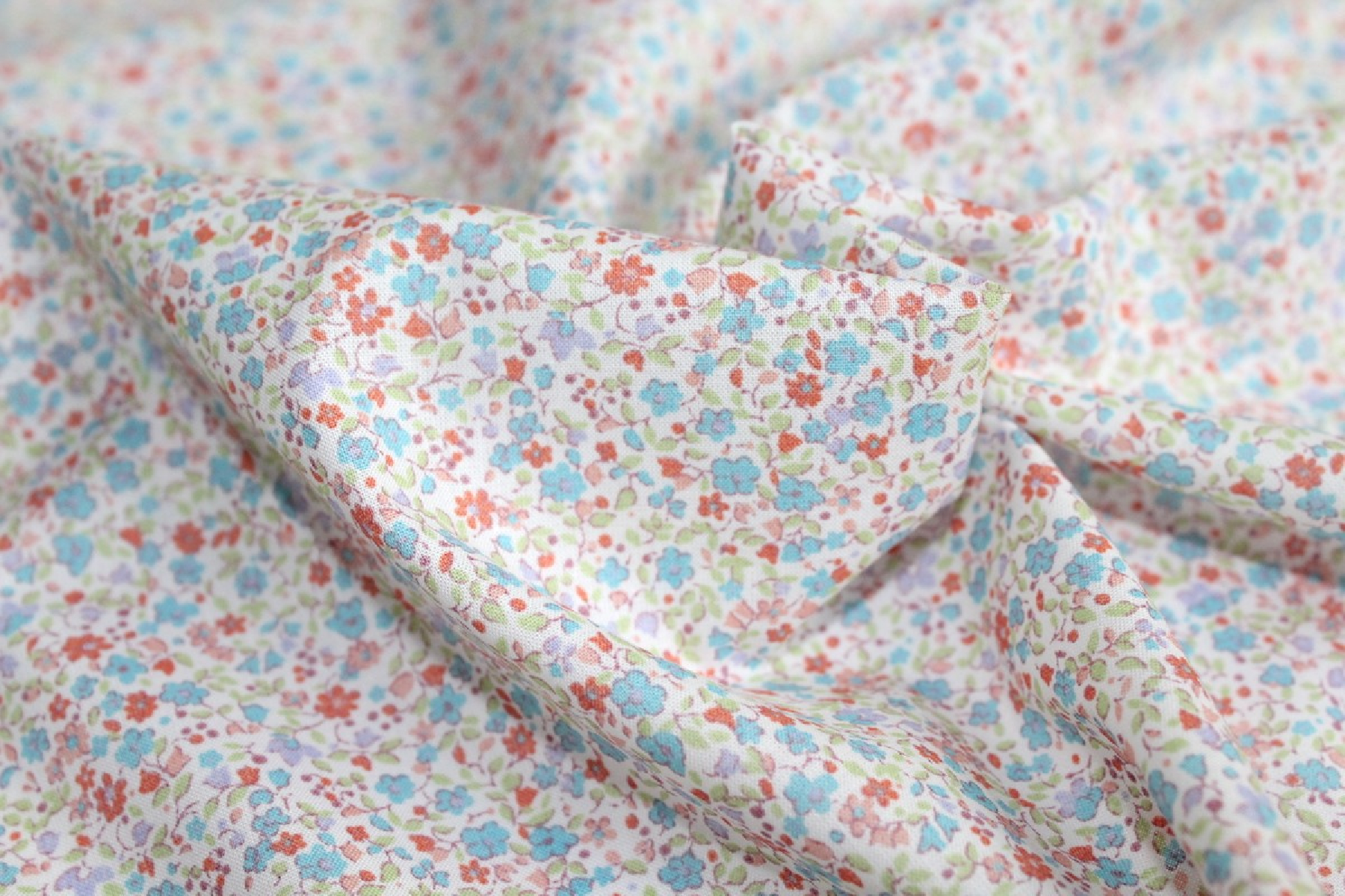 Batiste de coton SYLKINE imprimé fleuri