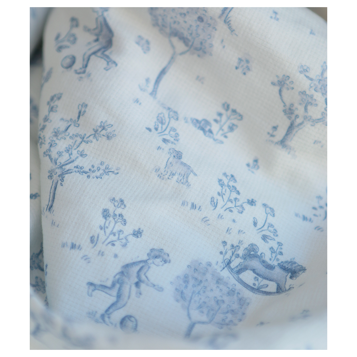 Maria - Tissu coton texturé version toile de jouy bleu