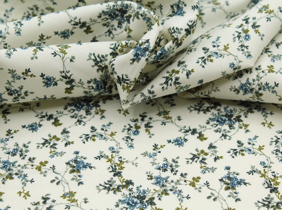 Popeline de coton fine et douce organique fond ivoire imprimé fleuri bleu vert