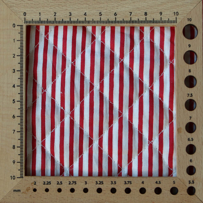 Dil / coeurs rouges - Tissu indien matelassé double face coton hand block largeur 100cm