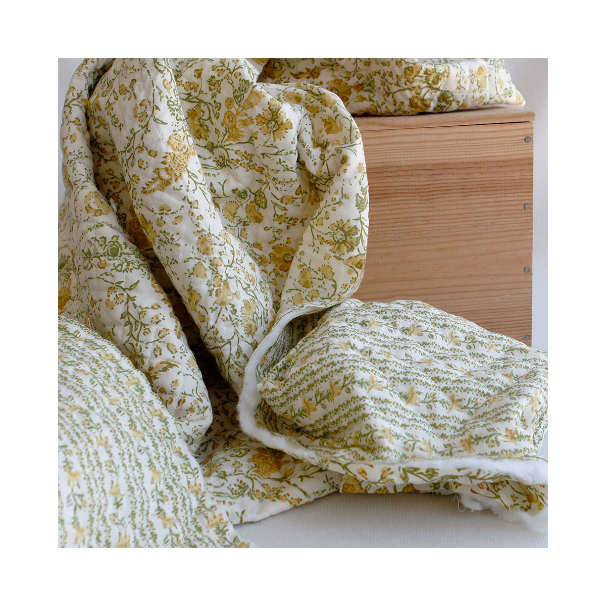 Karishma jaune - Tissu indien matelassé double face coton hand block largeur 100cm