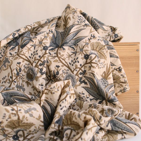 Kavya - Tissu indien en coton hand block fond crème