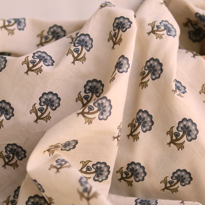 Kavya B - Tissu indien en coton hand block fond crème