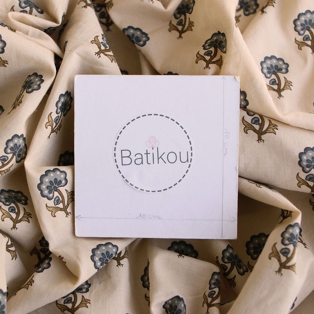 Kavya B - Tissu indien en coton hand block fond crème