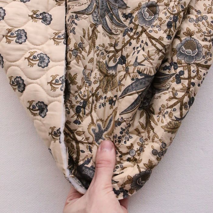 Kavya - Tissu indien matelassé double face coton hand block, largeur 100 cm