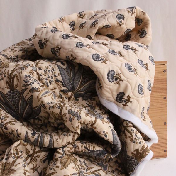 Kavya - Tissu indien matelassé double face coton hand block, largeur 100 cm