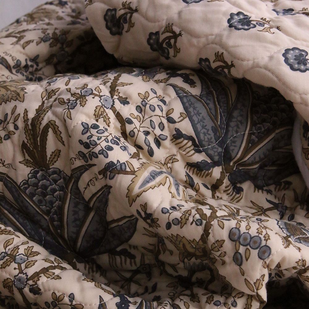 Kavya - Tissu indien matelassé double face coton hand block, largeur 100 cm