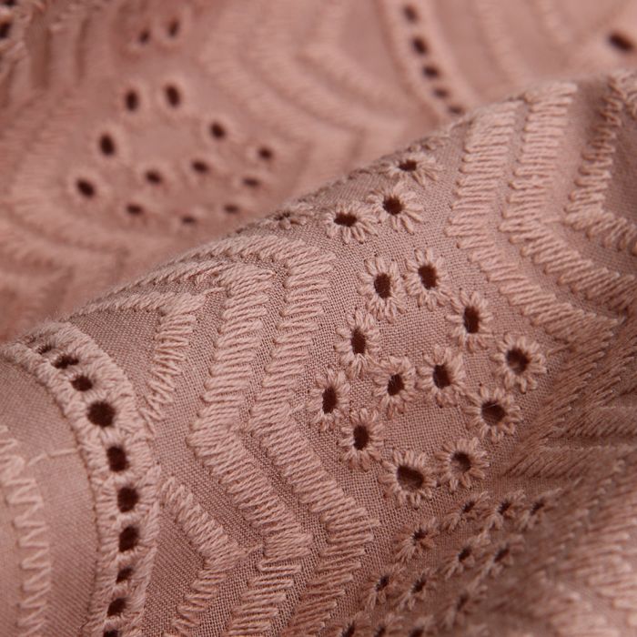 Voile de coton broderie anglaise coloris marron glacé