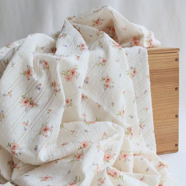 Emma - Broderie anglaise plumetis coton imprimé fleuri