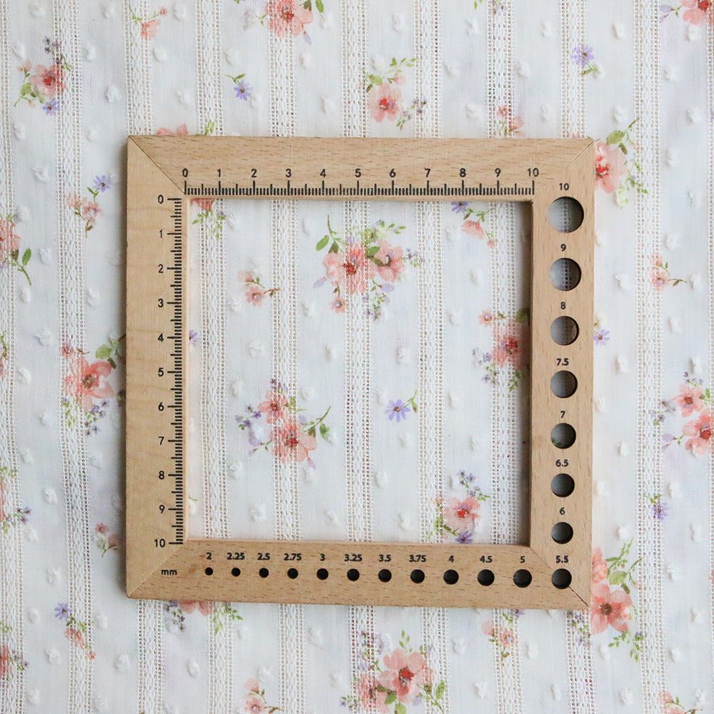 Emma - Broderie anglaise plumetis coton imprimé fleuri