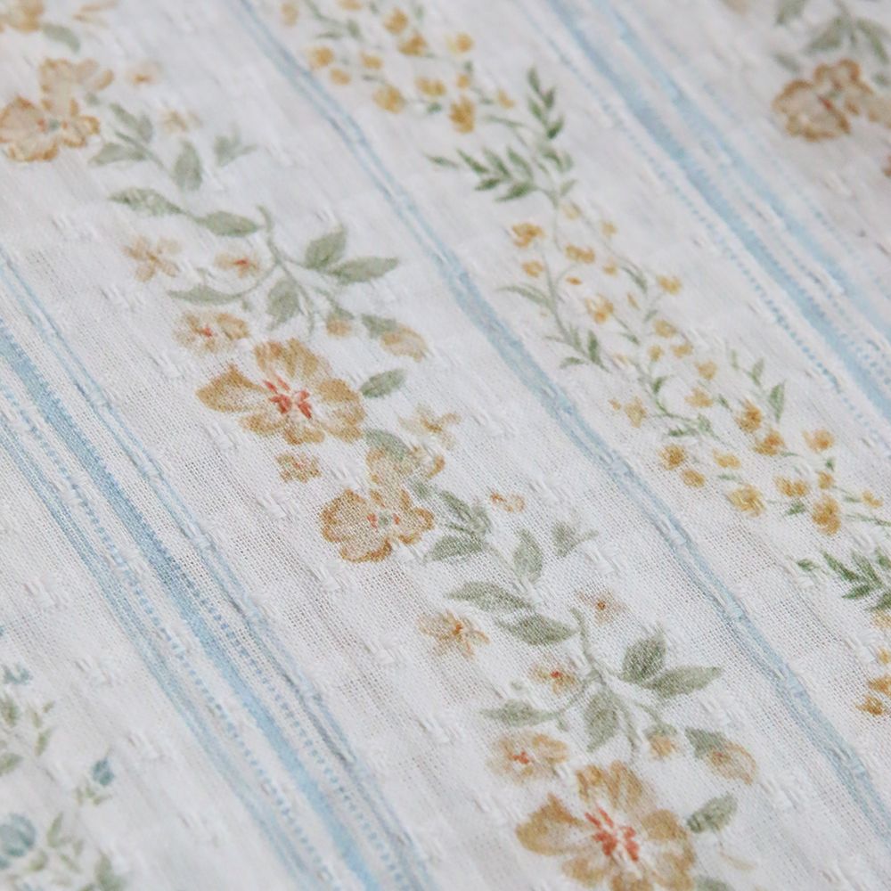 Suzie - Seersucker / Coton gaufré doux fleuri bleu poudré