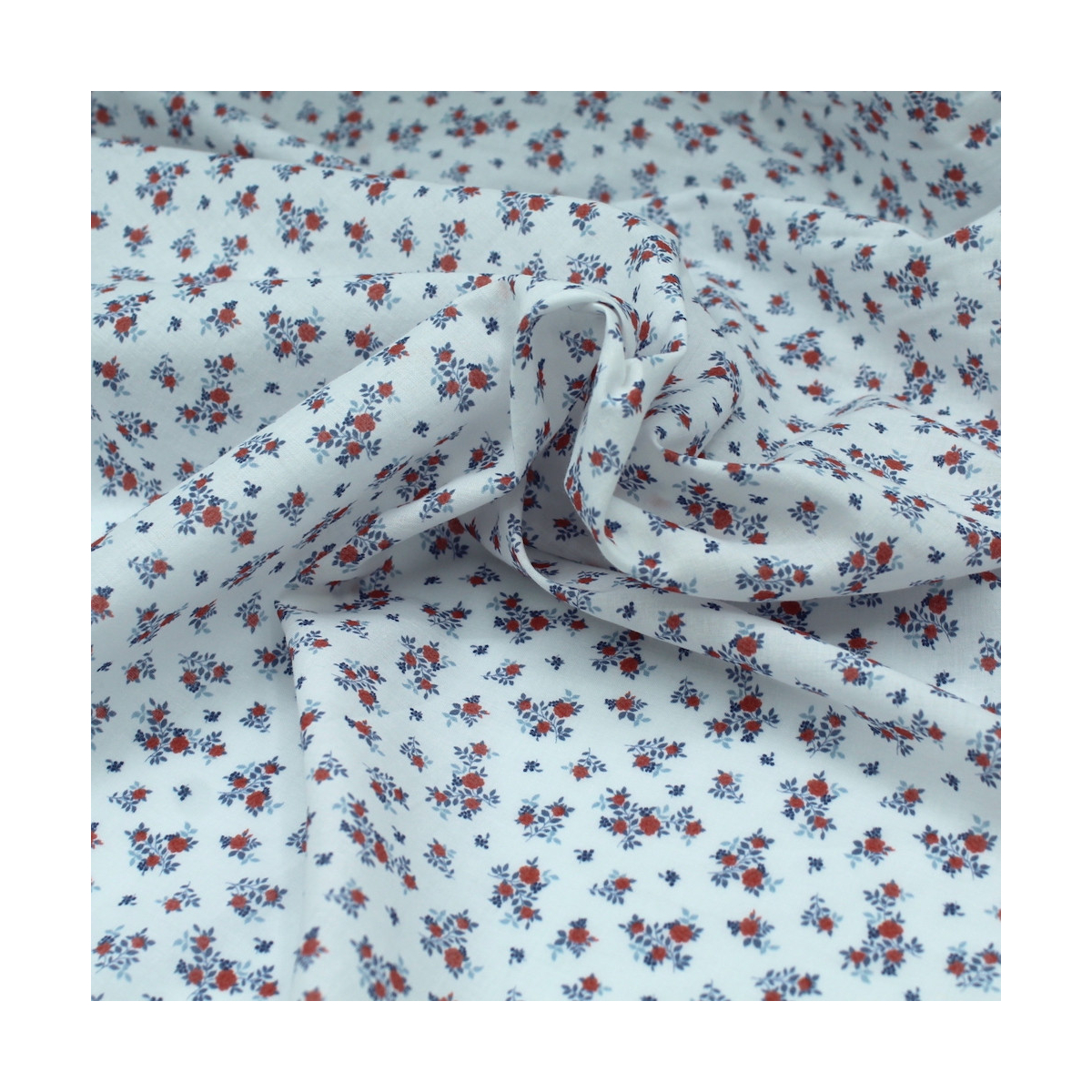 Batiste de coton imprimé fleuri bleu / rouge Batiste de coton imprimé fleuri bleu / rouge