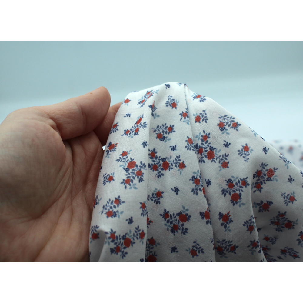 Batiste de coton imprimé fleuri bleu / rouge
