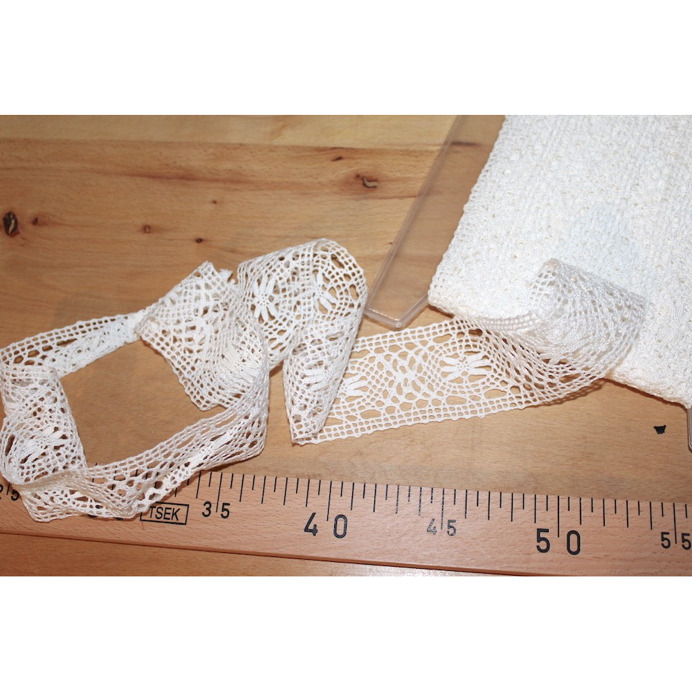 Dentelle Made in France Vintage coloris BLANC