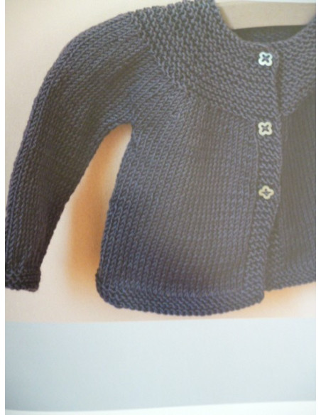 Livre intemporels pour bébé en tricot